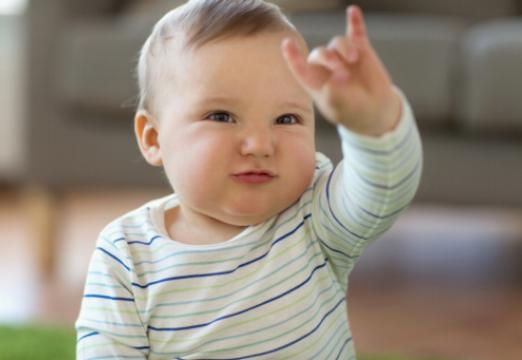 De kognitive fordelene ved babytegn for babyens hjerneutvikling