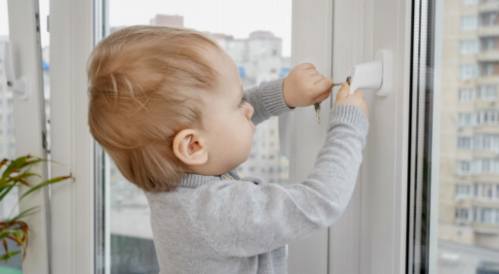 Viktigheten av hjørnebeskyttere for å barnesikre hjemmet ditt